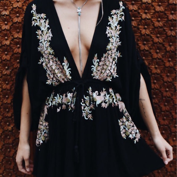 Boho plunging neck tassel embroidered floral Dress - Picture 9 of 16
